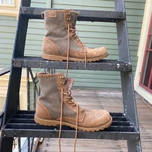 Men Ugg boots. Size 10.5. Has many years to go.